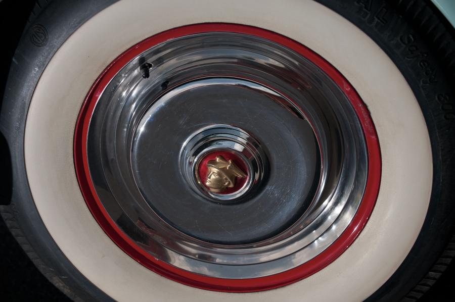  Mercury Monterey Coupe 1951 года  (фото 10 из 17)